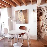 -parking Prive -maison Entiere -balancoire En Interieur-coeur Historique -la Clef De 別荘