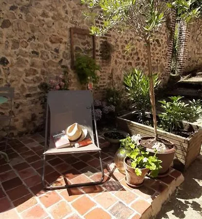 -parking Prive -maison Entiere -balancoire En Interieur-coeur Historique -la Clef De 펜션 *