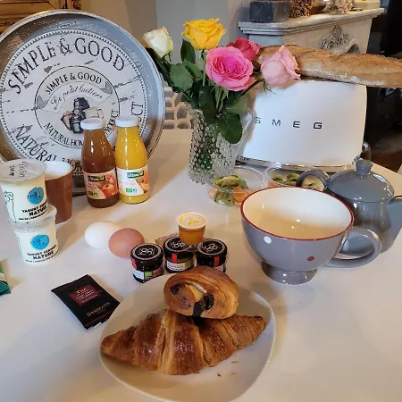 -parking Prive -maison Entiere -balancoire En Interieur-coeur Historique -la Clef De 펜션 *