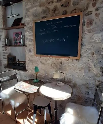 -maison Entière -balancoire En Intérieur-parking Privé -coeur Historique -la Clef De Honfleur