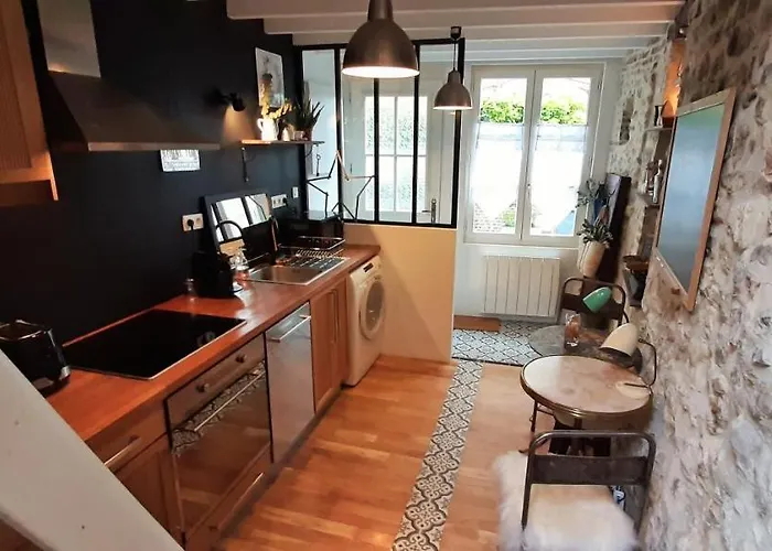 -maison Entière -balancoire En Intérieur-parking Privé -coeur Historique -la Clef De Casa vacanze