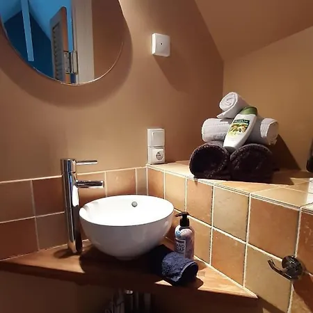 -parking Prive -maison Entiere -balancoire En Interieur-coeur Historique -la Clef De Honfleur