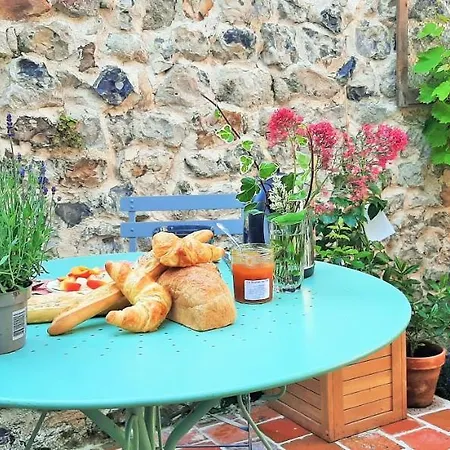 -parking Prive -maison Entiere -balancoire En Interieur-coeur Historique -la Clef De