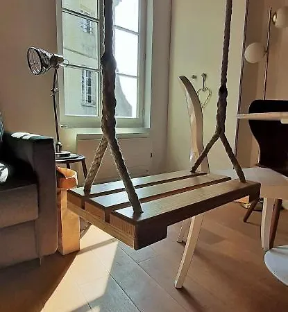 펜션 -parking Prive -maison Entiere -balancoire En Interieur-coeur Historique -la Clef De